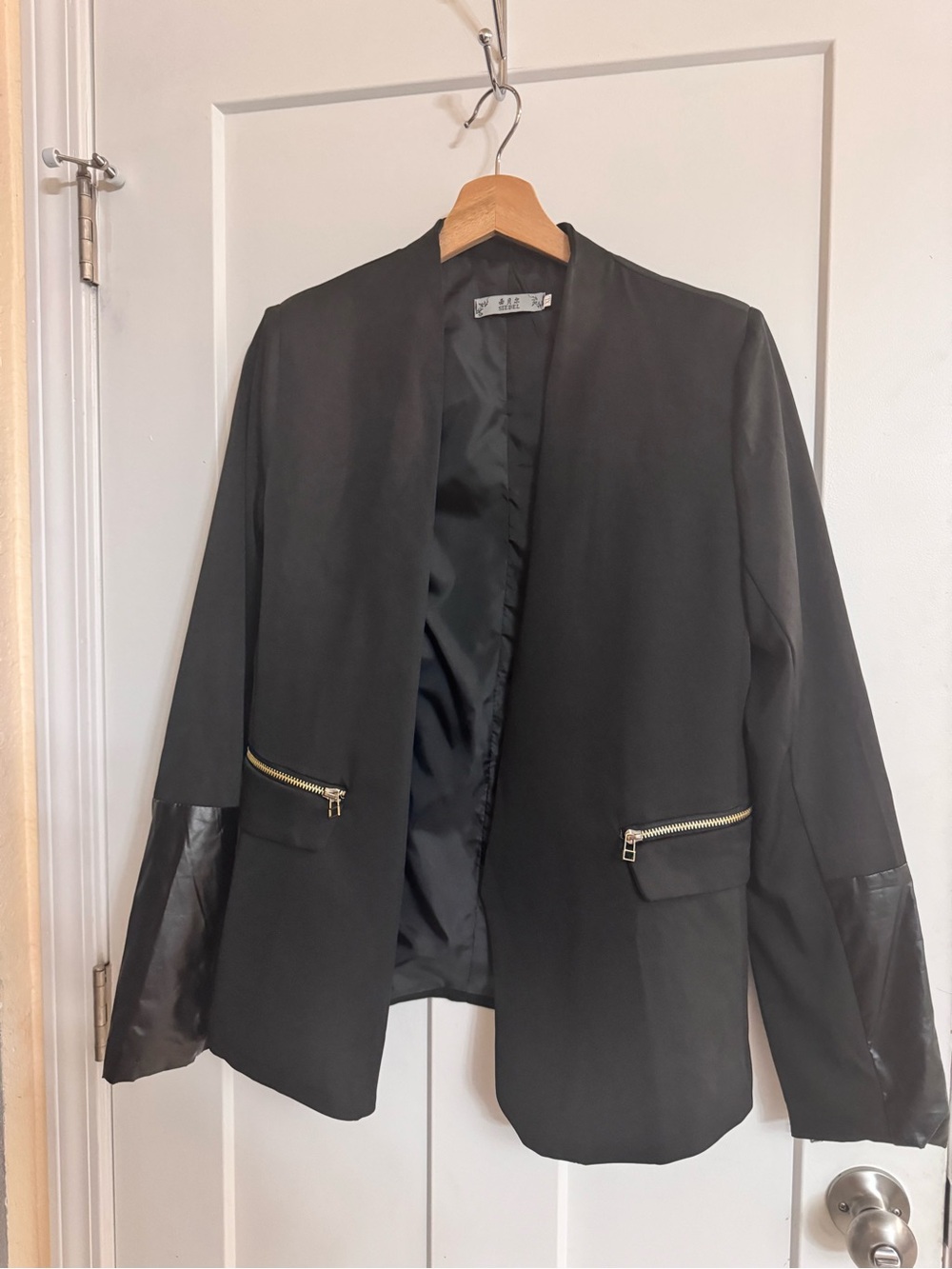 Black Women's Open-Front Blazer Jacket with Zip Pockets